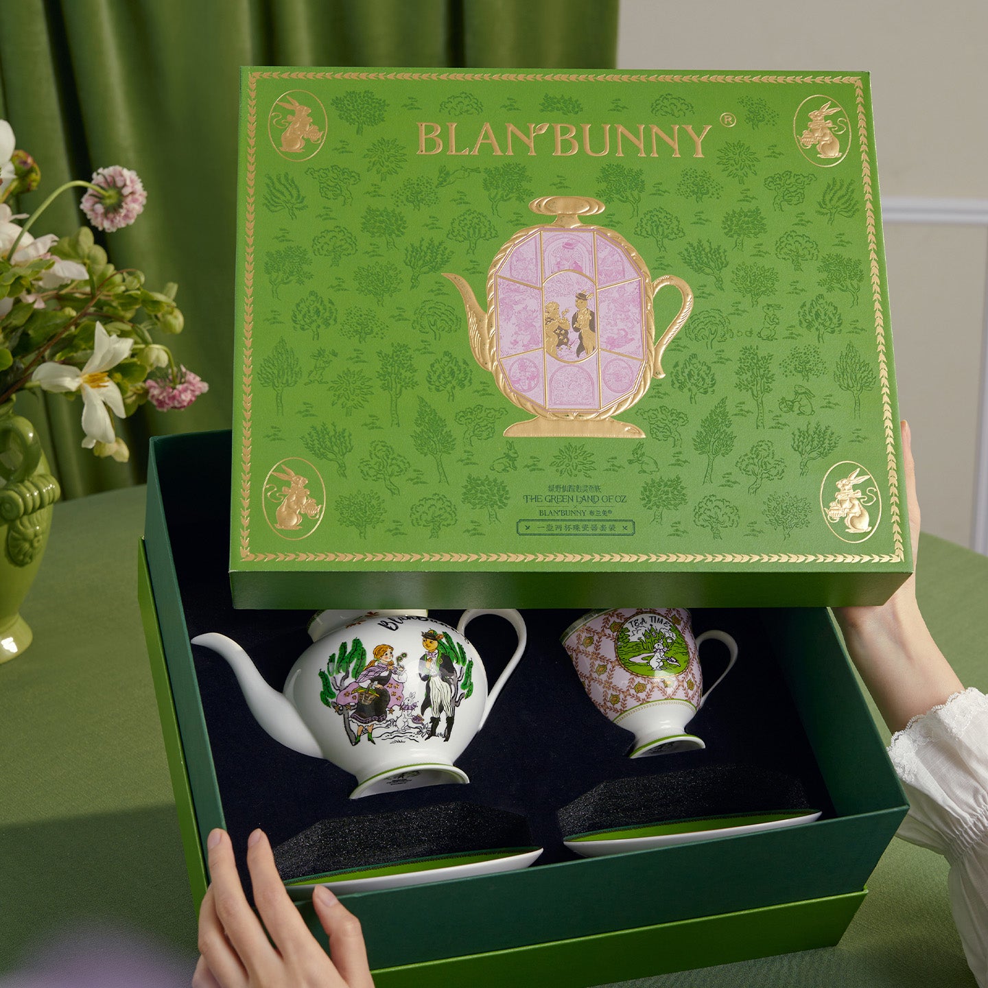 BlanBunny The Green Land of Oz Bone China Teapot with 2 Cups & Saucers Elegant Afternoon Tea Gift Set