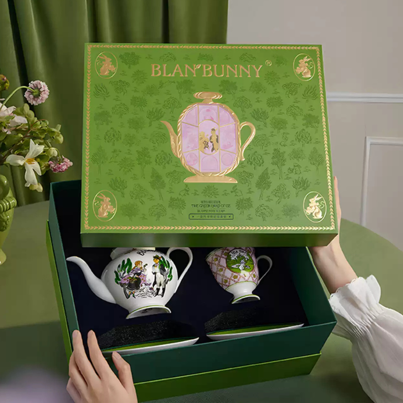 The Green Land of Oz Teapot Set bottom image 2