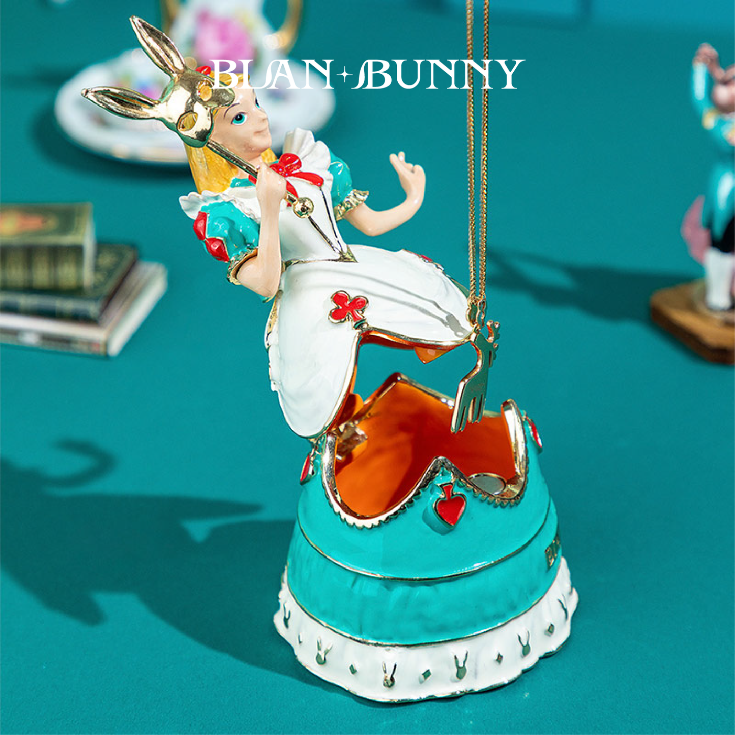 BlanBunny Alice Jewelry Box Flag Bearer Organizer for Rings Earrings and Accessories