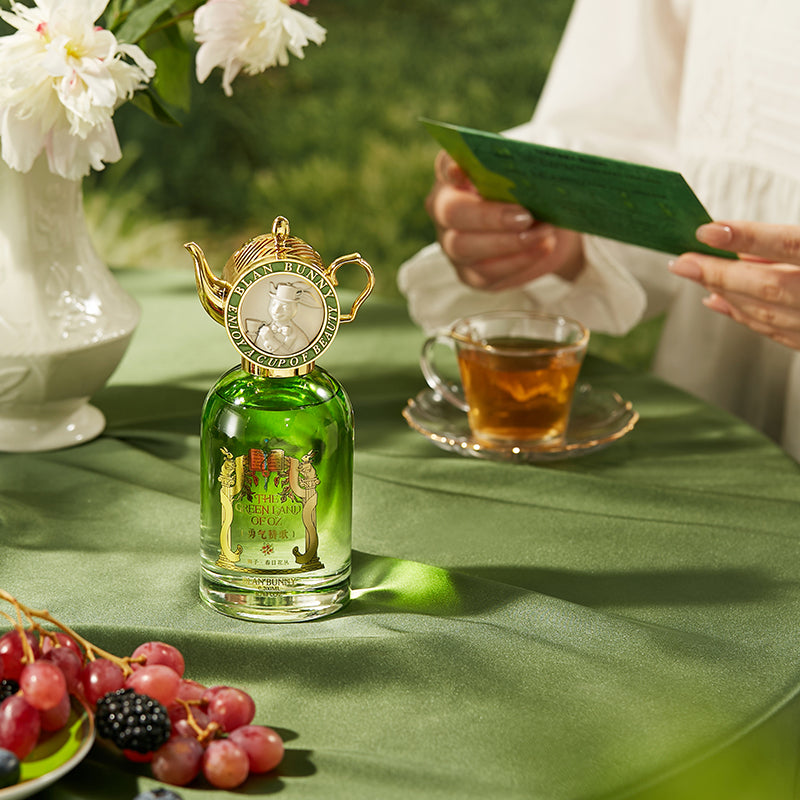 BlanBunny Emerald Forest Liquid Fragrance Gift Set Luxury Home & Car Diffuser with Enamel Alloy Teapot Holiday & Everyday Scent