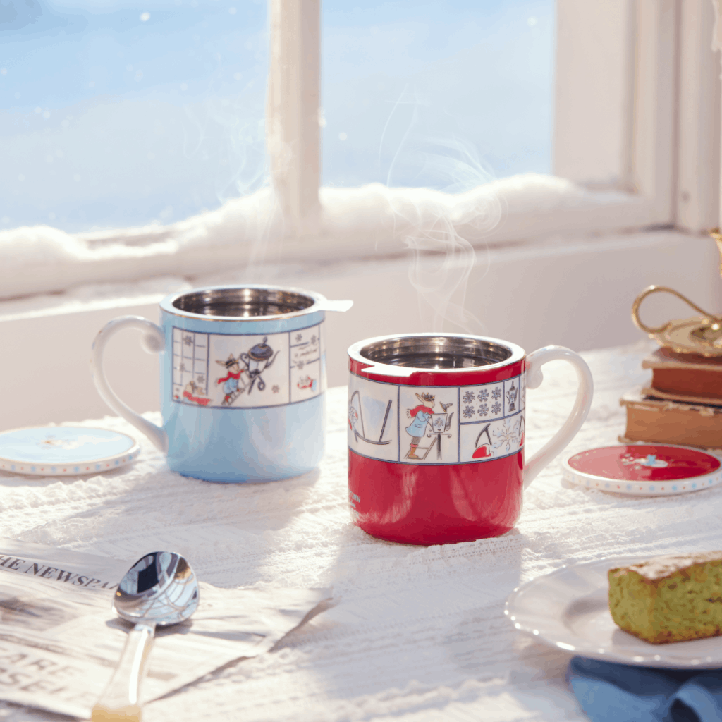 BlanBunny Autumn & Winter Snowflake Lantern Bone China Mug with Lid – Stainless Steel Tea Infuser