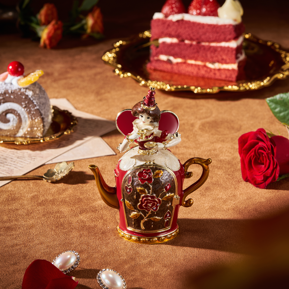 BlanBunny Red Queen Zinc Alloy Jewelry Box Enamel Alloy Trinket Box Handcrafted Keepsake Gift Enamel Collectible