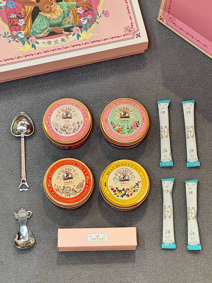 Customer review photo for Alice's Dream Tea Gift Box