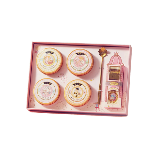 Sweet Dream City Fifth Avenue Tea Street gift box with tea tins and accessories on a transparent background