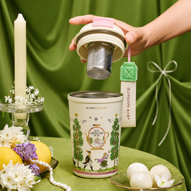 The Green Land of Oz Summer Gift Box product image 5