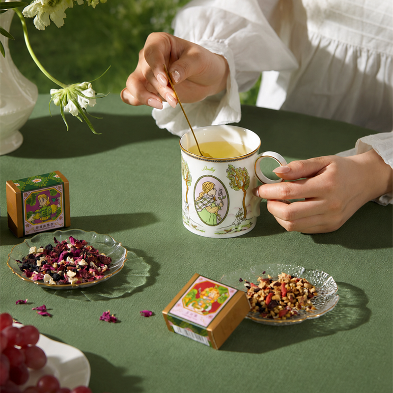 The Green Land of Oz Botanical Tea Gift Box product image 5