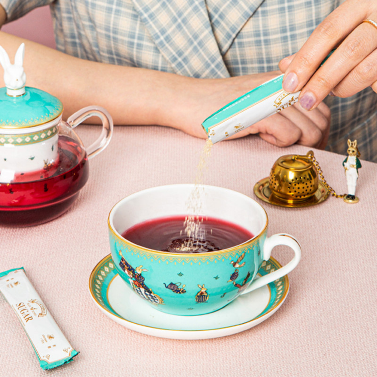 Roselle Hibiscus Herbal Tea — tea serving scene